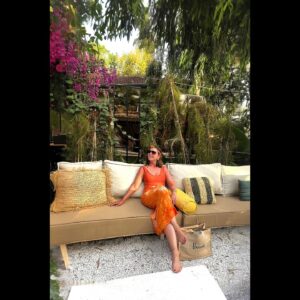 Ebru Gürsoy Instagram - 7/24 summer just started 🧡 #goodvibes #summergirl #lifeisbetterinabikini #skingetsdarkerhairgetslighterlifegetsbetter