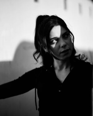 Ebru Ünlü Instagram - • kaçalım, beni gören sen sanacak’ •