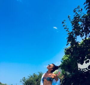 Ebru Ünlü Instagram - • cam açın •