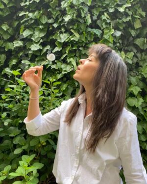 Ececan Gümeci Instagram - #photooftheday #newpost #naturephotography #nofilter #actress #nomakeup #actorslife #streetstyle #filmphotography #action🧿🤩🥰😎🎬✌️