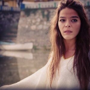 Ececan Gümeci Instagram - #photooftheday #mylife #ontheset #actress #ececangumeci #streetstyle #fashion #moonlight