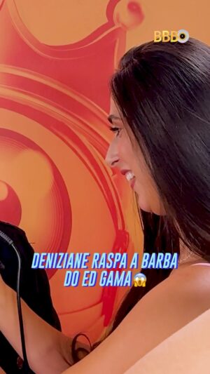 Ed Gama Instagram - #BBB24 📹 • Deniziane 🤝 homem sem barba! A sister mostrando para o Brasil que ela não tem preconceito com homens sem barba! 🤣 #RedeBBB