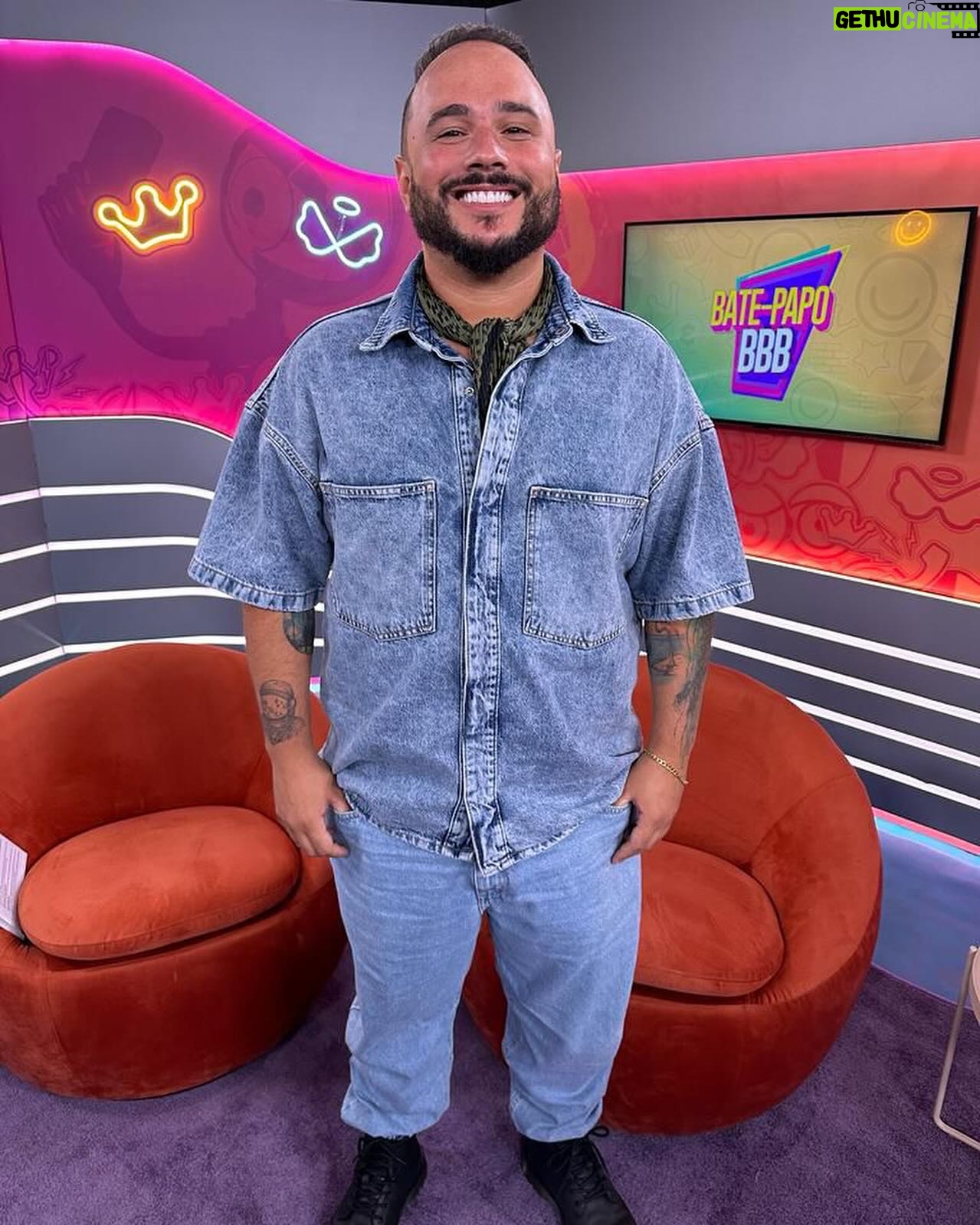 Ed Gama - 18.9K Likes - EDGAR FASHION WEEK! Em qual look eu entreguei mais nessa temporada?
(já to morrendo de saudades😭😭😭)