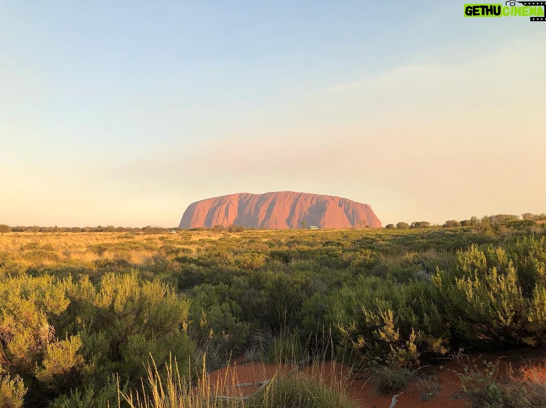 Ed Hendrik - 1.2K Likes - Uluru