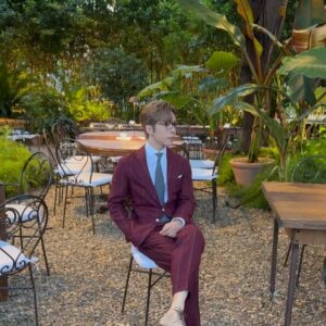 Edan Lui Instagram - .
What an honour✨

@brunellocucinelli_brand
#brunellocucinelli
#cucinelli