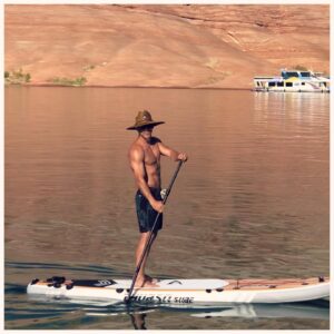 Eddie Cibrian Instagram - What’SUP 😎☀️ #earthtones