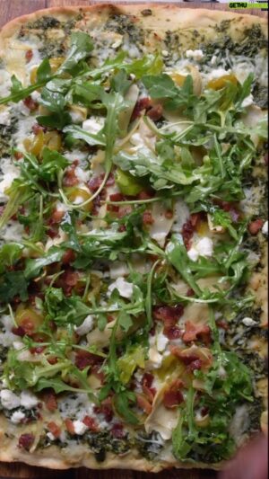 Eddie Jackson Instagram - My first job was at a pizzeria waaaaaay back in the day. Which  inspired this recipe from my cookbook #gamedayeats Perfect for the game this weekend. #gameday  #tastethis recipe link in bio