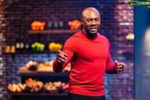Eddie Jackson Instagram - Hey friends!! All new episode of #outchefd tonight 9:30est 8:30c tonight on @foodnetwork