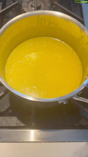 Eddie Jackson Instagram - Been getting a lot of questions on how I cook my Turkey.. This year I’m smoking it then flash frying right at the end to crisp the skin. But first it’s all about the seasoned butter that I inject all over my bird. No store bought stuff make your own. Makes a huge difference. #happythankgiving