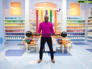 Eddie Jackson Instagram - Y’all already know I love a good game, and this week we brought the whole CARNIVAL to Food Network!

Don’t miss the deliciously scary new episode Creepy Carnival of #TheBigBakeHalloween Oct 1 at 8p ET / 5p PT on @FoodNetworkCA. 

For those in the US, you can watch it 10/2 at 11p ET / 11p CTon @FoodNetwork.

🎃🎃🎃🎃🎃

#ChefEddieJackson #FoodNetwork #TheBigBake