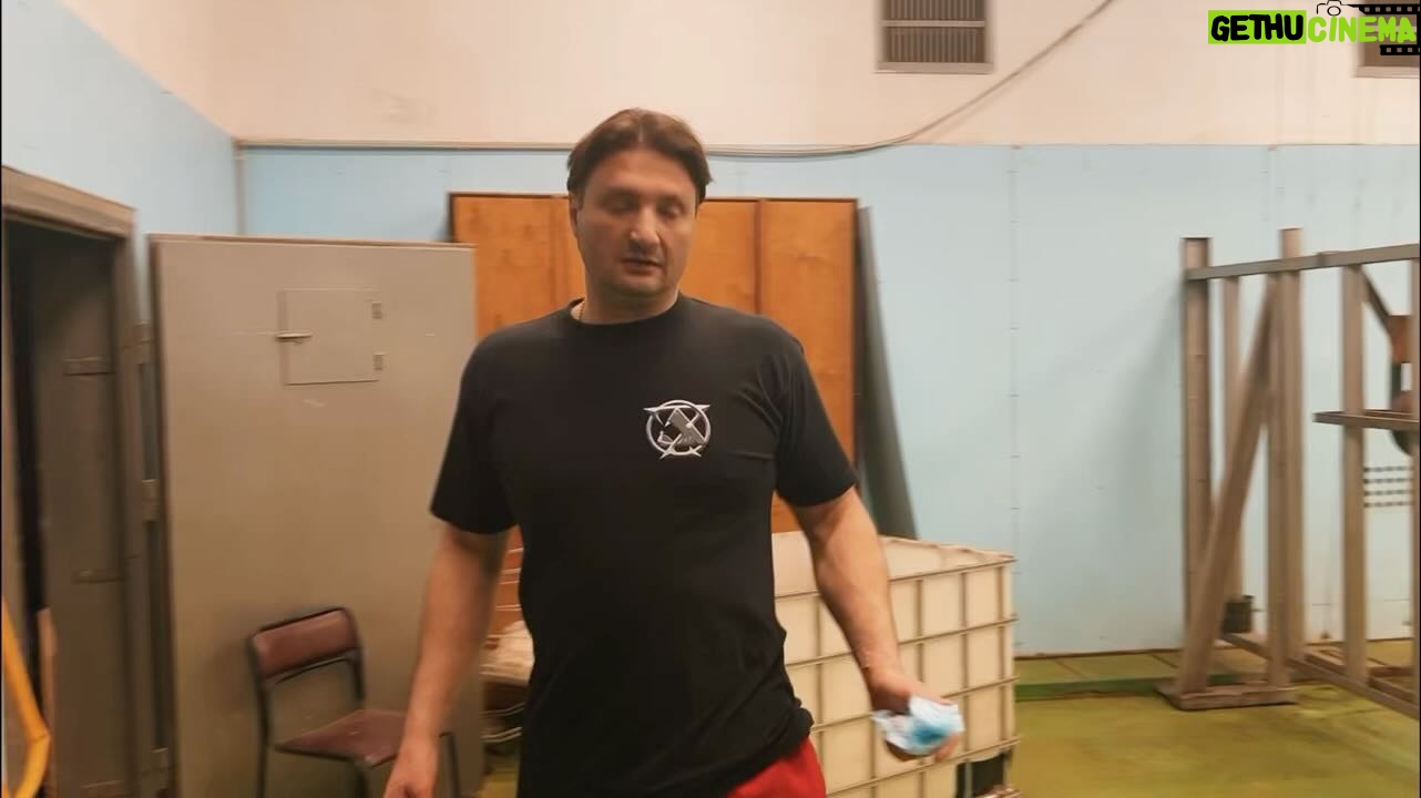 Edgard Zapashnyy - 2.9K Likes - Записываемся, не стесняемся !
Дорого,Богато,Красиво 😋
#педикюр #ногти #дорогобогато #нукаковакрасота #работникгода