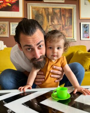 Edip Tepeli Instagram - O da içecekmiş sabah kahvesi… 🤷🏻‍♂️