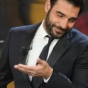 Edoardo Leo Instagram - Indelebili reperti della serata finale di qualche Sanremo fa. 

@pierfrancescofavino 
#festival #sanremo2018