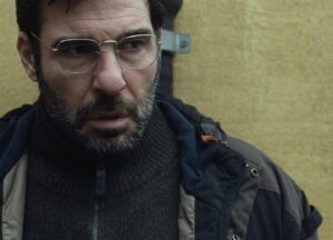Edoardo Leo Instagram - #mia continua il suo viaggio nelle sale. Fatto di discussioni, lacrime, opinioni e confronti. Tra genitori e figli, nelle coppie, tra i ragazzi, tra amici e inoltre tra il pubblico e noi che lo abbiamo realizzato. Grazie per le belle cose che state scrivendo su Sergio. Si confermo. È stato devastante anche per me interpretarlo.