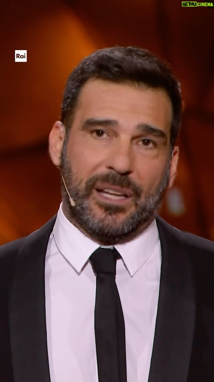 Edoardo Leo - 28.1K Likes - “Ridere di noi è fare cultura.”
#EdoardoLeo #Sanremo2024
#IlClandestino dall’8 aprile in prima serata su #Rai1 e #RaiPlay.