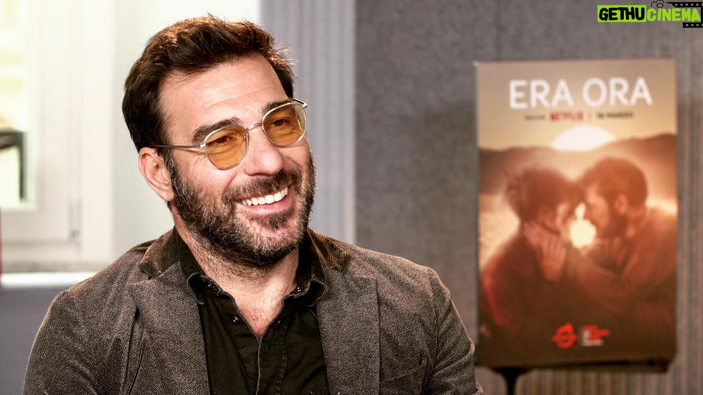 Edoardo Leo - 13.4K Likes - #eraora esce in contemporanea in tutto il mondo il 16 marzo su @netflix
Mancano due giorni poi il film è tutto vostro. In tutte le lingue e in parecchi sottotitoli.