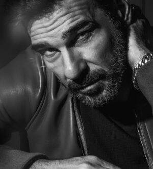 Edoardo Leo Instagram - Sta per finire una lunga serie di repliche di #tiraccontounastoria 
La settimana prossima in Lombardia dove faró due repliche il 13 e14 dicembre al Teatro degli Arcimboldi e saranno davvero due date speciali con ospiti a sorpresa che verranno a trovarmi sul palco. Poi proseguiamo il 15 a Varese ed il 16 a Legnano. Poi chiudiamo il sipario del 2023 con lo spettacolo di Capodanno all’Auditorium Parco della Musica a Roma.  E riprendiamo nel 2024 
Grazie a chi c’è stato, a chi ha partecipato. Grazie per le vostre risate, i vostri applausi, i vostri occhi lucidi. Ogni sera è stata una festa. Come sempre dovrebbe essere il teatro.