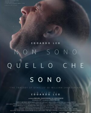 Edoardo Leo Instagram - Questo è il teaser poster di #nonsonoquellochesono che verrà presentato in anteprima assoluta al 76 @filmfestlocarno 

L’Otello di Shakespeare non ha bisogno di essere raccontato. Ha solo bisogno di essere riletto esattamente com'è stato scritto, con la sola forza del dialetto a riportarlo al presente. Iago, Otello, Desdemona sono purtroppo ancora tra noi. La devastante cronaca di fatti che accadono ogni giorno raccontata attraverso un grande classico. Ambientata nei primi anni 2000, una storia senza tempo in cui il bene e il male si mescolano in un vortice di inganni, tradimenti e folle gelosia.