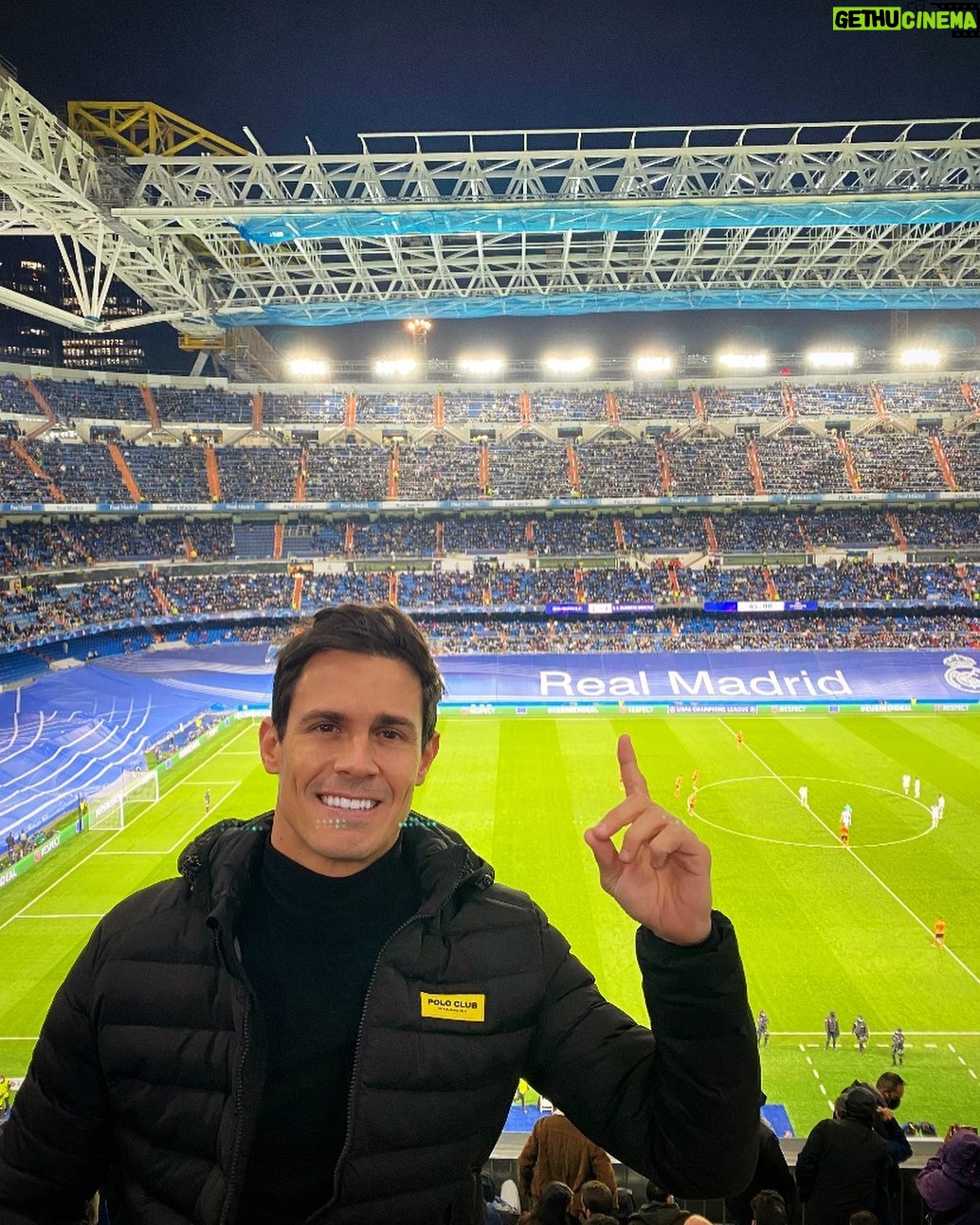 Edu Aguirre - 73.3K Likes - Qué bien se está en casa❤️❤️
@poloclub