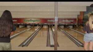 Eduardo Franco Instagram - After a shitty streak @_badboyrayray_ captured my 10th frame which turned out to be an early thanksgiving in France I’m talkin turkey day baby XXX @nixoncpu still beat me by 1 point (bowling shoes are a scam Uncle Sam) #spinnies4life