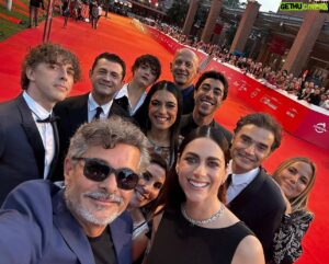 Eduardo Scarpetta Instagram - “I Leoni di Sicilia” presentati al @romacinemafest
disponibile solo su @disneyplusit 

dal romanzo di @stefania_auci 

prodotto da 
@lotus_production
@disneyplusit 
@compagnialeone 

diretta da 
@paologenoves 

con 
@michele_riondino 
@mirimeo 
@vinicio_marchioni 
@paolobrigugliaofficial 
@donatellafinocchiaro 
@ester_pantano 
@fabiorsoo 
@emmanueleaita 
e tanti altri 

grazie
@giorgioarmani 
@emporioarmani 
@othersrl 
@vaneboz 
@la_sara_kane 
@volver.actor 
@giannichiffi 
@consuelo.deandreis