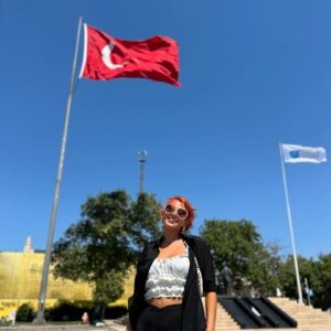 Eduardo Videgaray Instagram - Asia a un lado, al otro Europa y allá en el frente, Estambul. Finalmente con el amor de mi vida, @sofiariveratorres