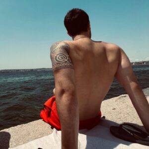Efekan Can Instagram - Look at this ☀️