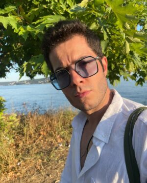 Efekan Can Instagram - Yazdan önce son çıkış 🚫⛔️
