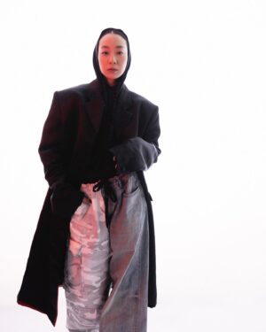 Egghead Chao Instagram - 行雲流水。
Styling @aura___lee 
Photographer @quencyyenphoto 
Makeup @yentingymakeup 
Hair @bobisman1202 
MUCH LOVE @lowen_studio 
#eggheadchao #model #modeling #shooting #fashion #editorial #celinebyhedislimane #balenciaga #givenchy
