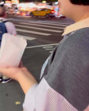 Egghead Chao Instagram - 感謝李小姐帶趙小朋友去體驗LOEWE x Suna Fujita手作時光。
身心靈味蕾都滿足到了，也是非常機動性的一天，快樂就是這麼簡單！
@loewe 
#loewe 
#loewesunafujita