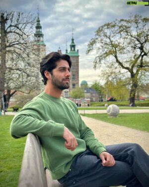 Ehan Bhat Instagram - Rosenborg Castle stands as a regal testament to Danish history, where the splendor of Renaissance architecture, the allure of royal treasures, and the beauty of tranquil gardens converge, inviting visitors to step into a world of royal grandeur.

#love #instagood #photooftheday #beautiful #denmark🇩🇰