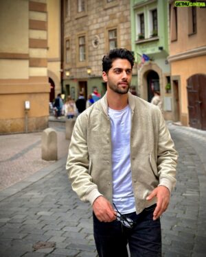 Ehan Bhat Instagram - P r a g u e 🏰