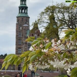 Ehan Bhat Instagram - Rosenborg Castle stands as a regal testament to Danish history, where the splendor of Renaissance architecture, the allure of royal treasures, and the beauty of tranquil gardens converge, inviting visitors to step into a world of royal grandeur.

#love #instagood #photooftheday #beautiful #denmark🇩🇰