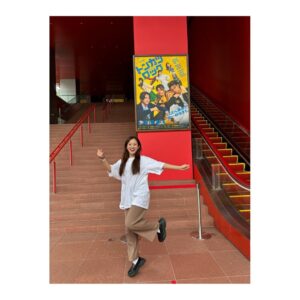Ei Morisako Instagram - 「トンカツロック」昨日大千穐楽を迎えました🥊🤍

誰1人欠けることなく、カンパニー全員で40公演走り抜けることができました。
人生2度目の舞台でしたが、やっぱりお芝居楽しいー！！

本当にキャストのみなさま・スタッフのみなさまに支えていただきました🥹クセが強くて、面白くて、優しい方たちの集まりでした。

そしてそして、劇場に足を運んでくださったみなさま！
みなさまのあたたかい拍手や歓声や笑い声に力を頂いていたおかげで40公演駆け抜けることができました。
またみなさまにどこかでお会いできるように、これからも精進して参ります！

君子楽しかったよー！ありがとうございました！