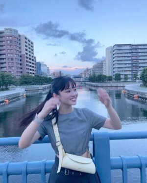 Ei Morisako Instagram - ほんのすこーしだけ涼しかった日🌿
まだまだ暑い日が続くのでみなさんご自愛ください😌✨