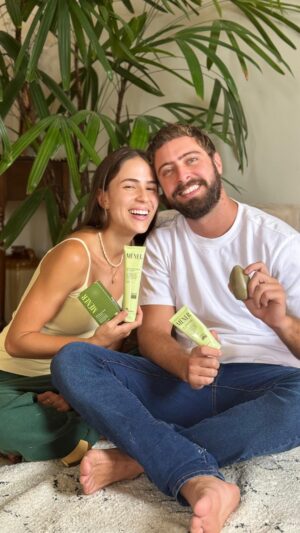 Eike Duarte Instagram - 7 anos não são 7 dias né? O presente tinha que ser especial e encontrei exatamente o que eu queria no site da @trivosaude : produtos inovadores da @use.mener !
Cupom: NAT10
Publ i 

#diadosnamorados #presentecriativo #bemestar #autocuidado #trivo #MÉNER