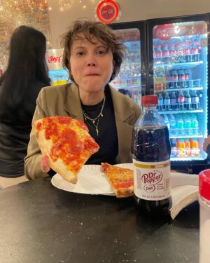 Eili Harboe Instagram - 