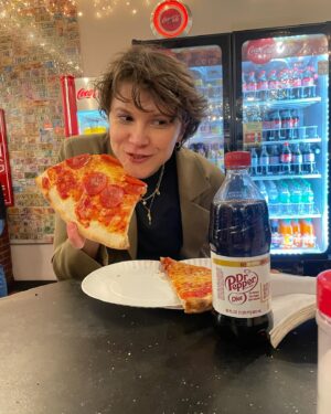 Eili Harboe Instagram - 