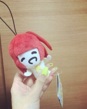 Eimi Naruse Instagram - パペットちゃんが何かしてくれるそうですよ(*´∀`*)つ💛✨ #今日のおつえいそシリーズ！☆