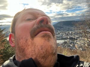 Einar Tørnquist Instagram - I dag er du fin, Bergen.