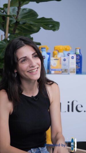 Eirini Karagiorgi Instagram - Η @irenekaragiorgi συμμετείχε στη καμπάνια του MyLife «Βάλε το αντηλιακό σου» και ανάμεσα στα άλλα τονίζει πόσο σημαντικό είναι να προστατευόμαστε από τον ήλιο, αλλά και τι κάνει η ίδια για να προστατεύσει τις κόρες της από τον ήλιο.

#mylife #nivea #valetoantiliakosou