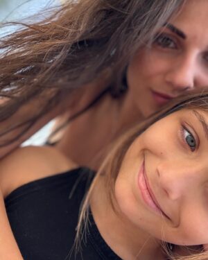 Eirini Karagiorgi Instagram - Me and my bestie ❤️