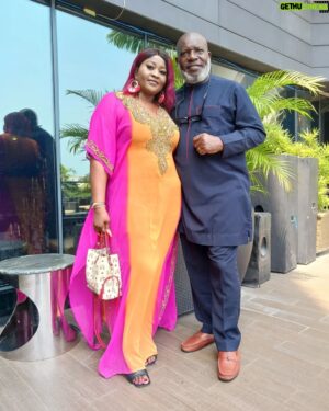 Ejike Asiegbu Instagram - WEEKEND BLUES WITH WIFEY@ogeasiegbu