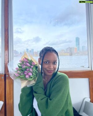 Ejike Asiegbu Instagram - Happy birthday 🎂 to my daughter, my firsrfruit, Lucy Isiayei. 
Just like yesterday you came in and blessed my home with beauty, love & softness 💓❤️💕
May heaven's best be yours today & always. 
Cheers 🎈🎈🎈🎈