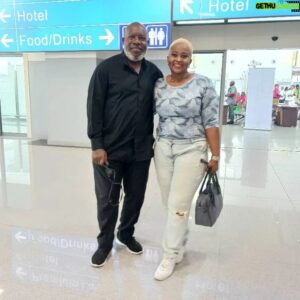 Ejike Asiegbu Instagram - PLEASE CELEBRATE WITH ME,  MY WIFE, MY LOVE AND PARTNER FOR LIFE AS SHE ADDS ANOTHER YEAR TO HER AGE .
WHEN WE MET 27 YEARS AGO AND I PROPOSED TO YOU AND YOU ACCEPTED, GOD HAS BEEN OUR GUIDE. MAY OUR UNION CONTINUOUSLY FLOURISH AND MAY GOD ALMIGHTY PROTECT AND BLESS YOU AND GRANT YOU ALL YOUR HEARTS DESIRES.
@ogeasiegbu 💕💕💕💕💕

PLEASE MAKE HER DAY, FOLLOW HER AND WISH HER WELL FOR ME FOR SHE HAS BEEN AN AWESOME AMAZING WIFE AND MOTHER 
#birthdaygirl