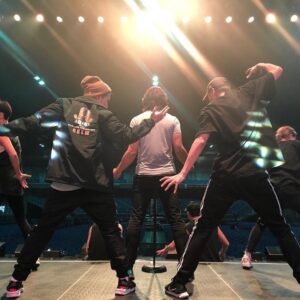 Ekin Cheng Yee-Kin Instagram - We are ready 😎
一陣見
#alongwithekinliveconcerr2019reno