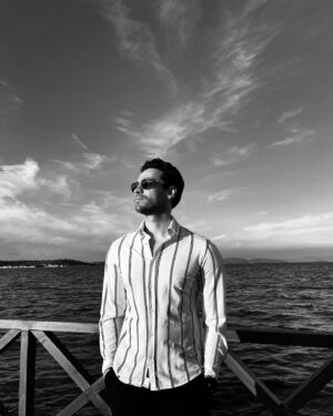 Ekin Koç Instagram - Geleceğe umutla bakıyorum :)

📸 @jiyankizilboga