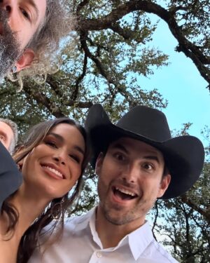 Elan Gale Instagram - an enormously wonderful Saturday celebrating my friends @laurenzima and @chrisbharrison and their love. it was so wonderful to see so many friends I hadn’t seen in so long, and also Wells. to a lifetime of happiness!!