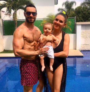Actor Eleazar Gómez HD Instagram Photos and Wallpapers March 2023
