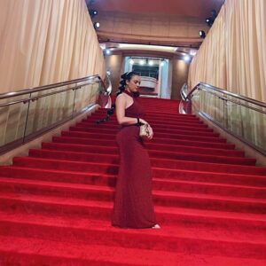 Elena Pinderhughes Instagram - OSCARS 2024! ✨✨Pinch me! 

@laurakarpman Thank you for bringing me on to be a part of your incredible film score for @americanfictionmovie . You continue to inspire me and so many other women to go after our dreams. So beyond proud to be a part of your team.  Recording this music and having the opportunity to work on this film has been one of the highlights of my life. Congratulations and thank you to all of team American Fiction! 

Hair: @imprettysee 
#americanfictionmovie